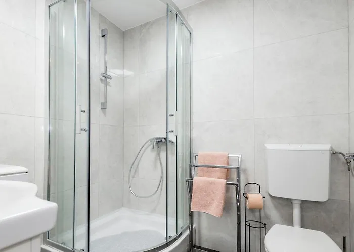 Apartman With Parking Space - 21075